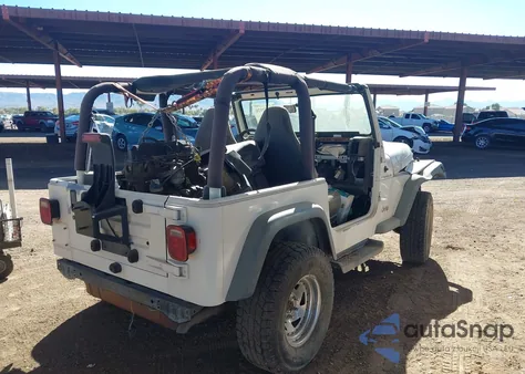 2000 Jeep Wrangler Se from USA, damaged, VIN 1J4FA29P4YP747620